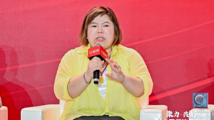 “小玲姐姐”主理人小玲：餐饮老板要记住，流量在哪里就去哪里