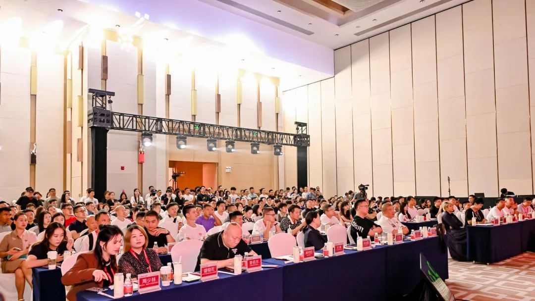拥抱餐饮品招时代，“2024餐饮品招发展论坛”成功举办！