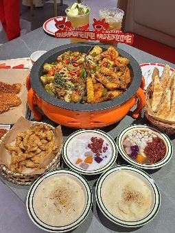 九年五次升级，多嘴超级肉蟹煲5.0版新店隆重开业(图9)