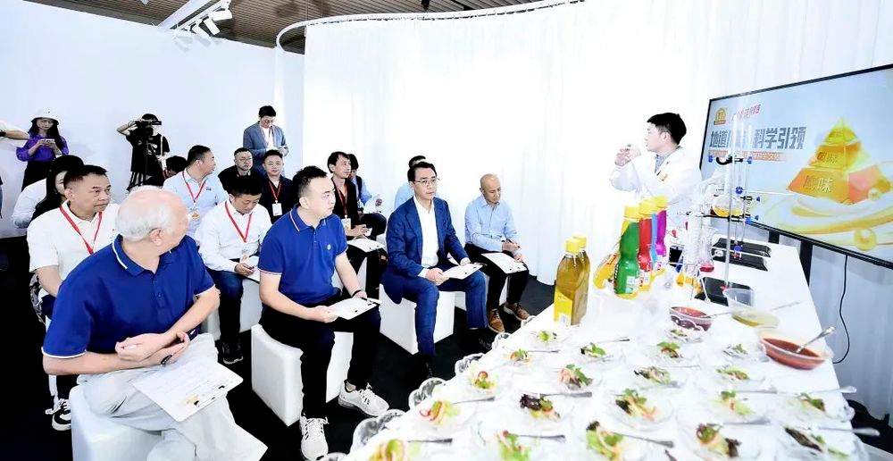 在博物馆办文化展,豪吉创新地道川味营销新思路(图4) 在博物馆办文化展,豪吉创新地道川味营销新思路(图4)