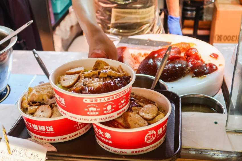 靠卖一碗隆江猪脚饭,这个餐饮品牌一年狂开50+门店(图3) 靠卖一碗隆江猪脚饭,这个餐饮品牌一年狂开50+门店(图3)