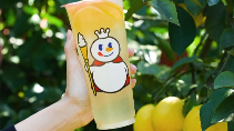 爆火的4元柠檬水，又有新动作