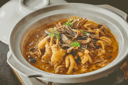 老乡鸡、和府捞面疯狂推新，都盯上了这个超级品类(图7)