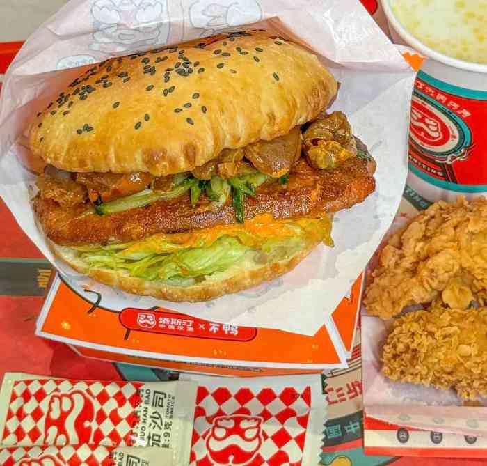 连开5家塔斯汀，95后在县乡找到新生机(图2)