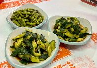 小吃店卖凉拌土豆丝不予罚款！餐饮小店“拍黄瓜”事件难重演？(图1)