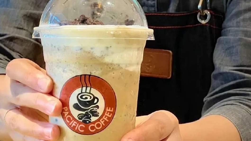 知名茶饮品牌成立二手设备交易平台；“包子第一股”杀入汉堡界