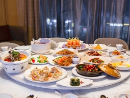 一大批连锁餐企加码布局，中餐出海正成为最大风口？(图8)