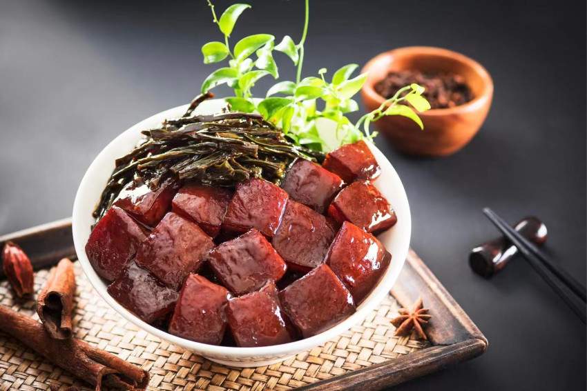 罗永浩吐槽！餐厅使用预制菜到底要不要明示？(图1)