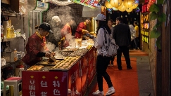 国家统计局：10月餐饮收入4952亿元，同比增长3.2%