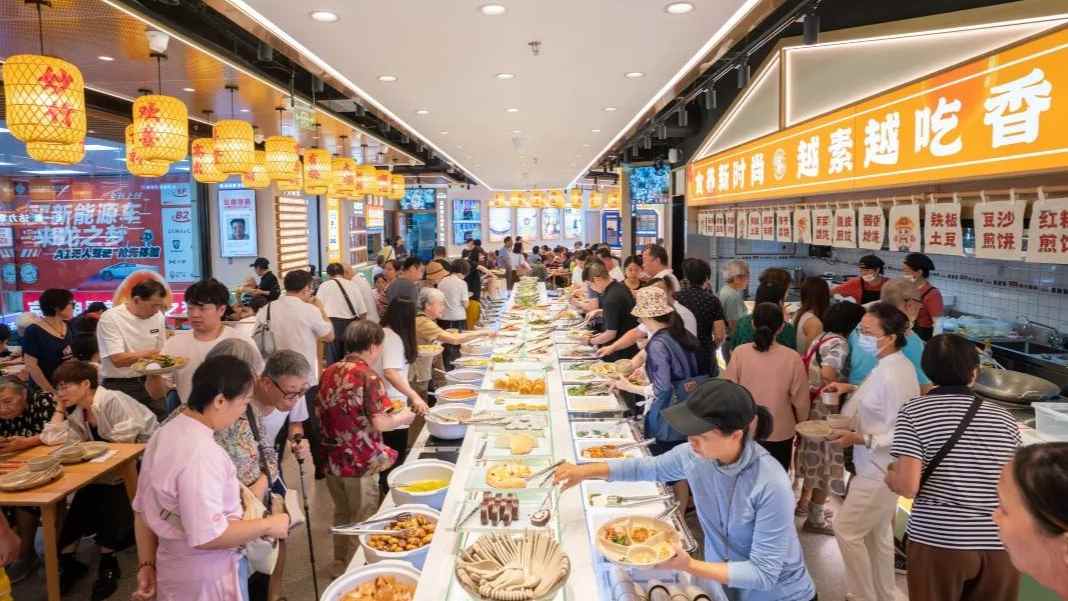 日均翻台超6次、接待客流近千人，素食自助有何魔力？