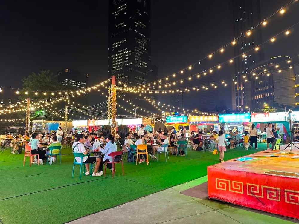 地摊经济爆火，餐饮摆摊却难“暴富”(图2)