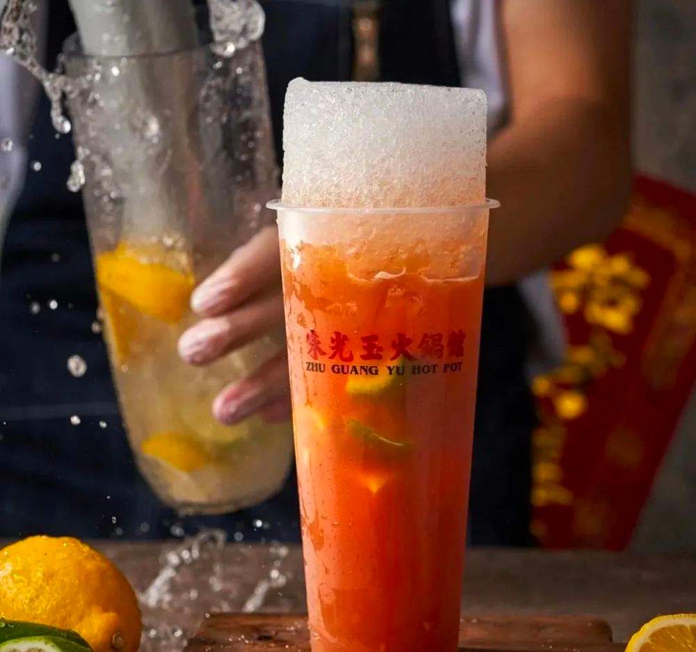 火锅店要卖爆！新一波秋冬爆款甜品背后大有来头……(图2)