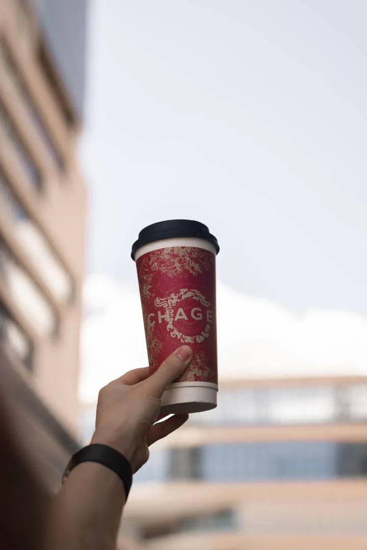 门店突破6000家，7岁的霸王茶姬活成新茶饮范本(图6)