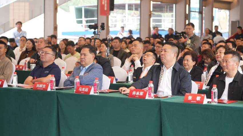 红透半座重庆城！聚慧1983・两江论坛，向经典致敬(图6)